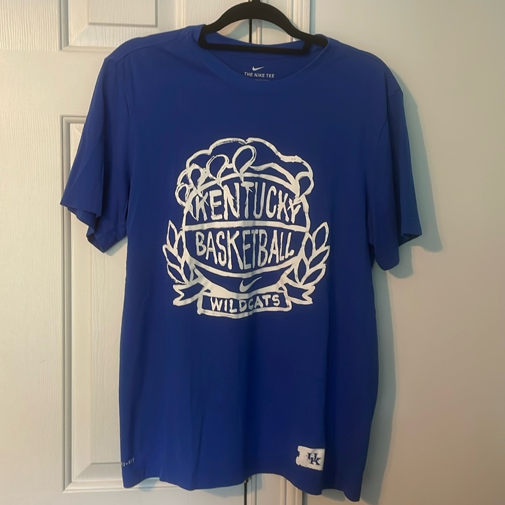 Nike University of Kentucky T-shirt